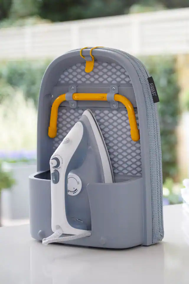 Raxiva-table a repasser pliable gain de place