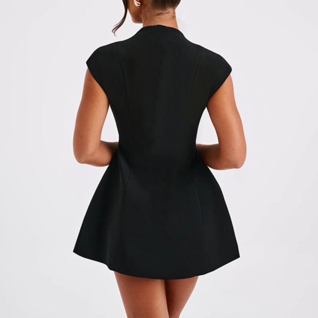 Raxiva - Pocket Chic A-line Dress - Elegant, Versatile, and Sexy